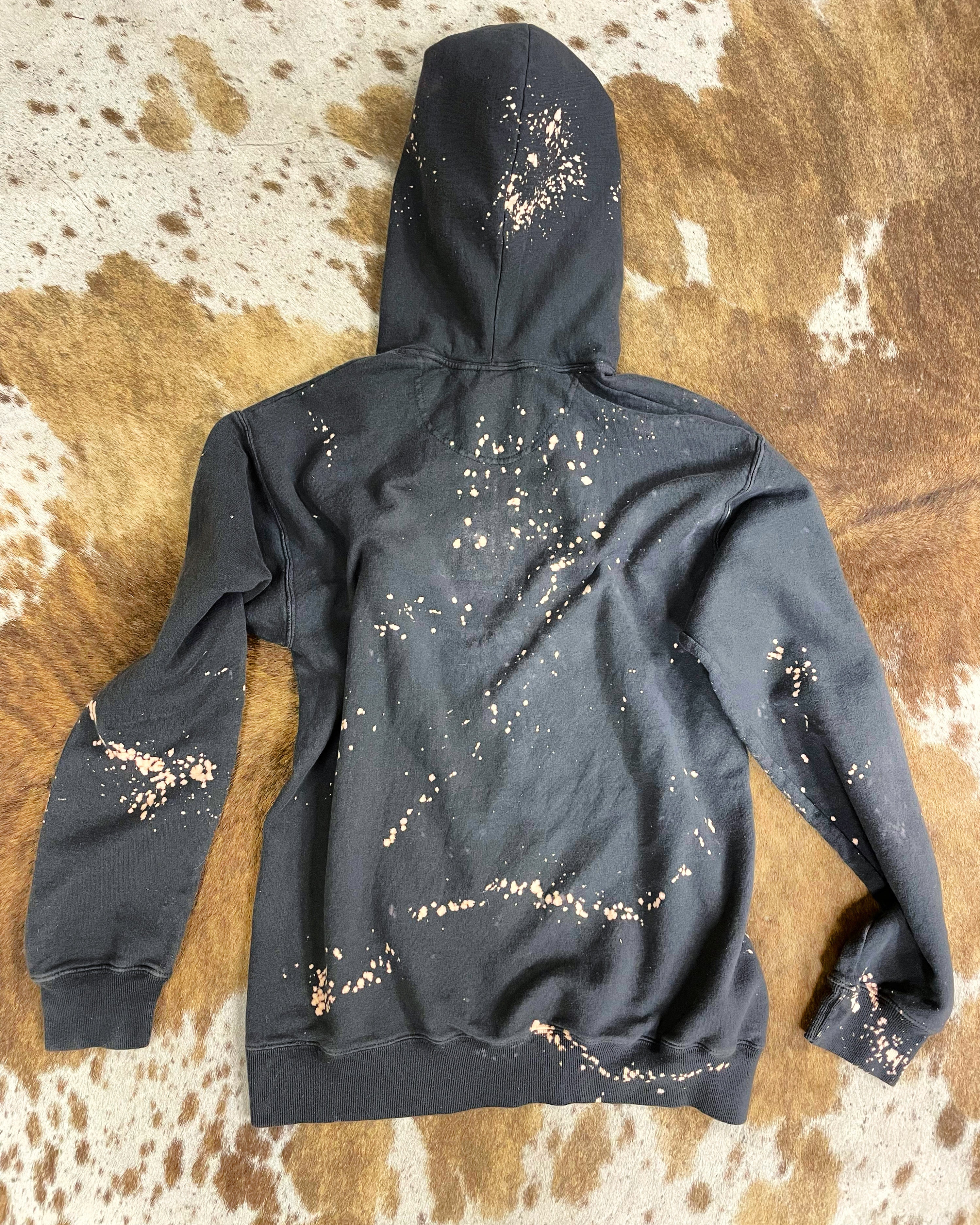 DISTRESSED Living Wyld Everyday (UNISEX) Hoodie